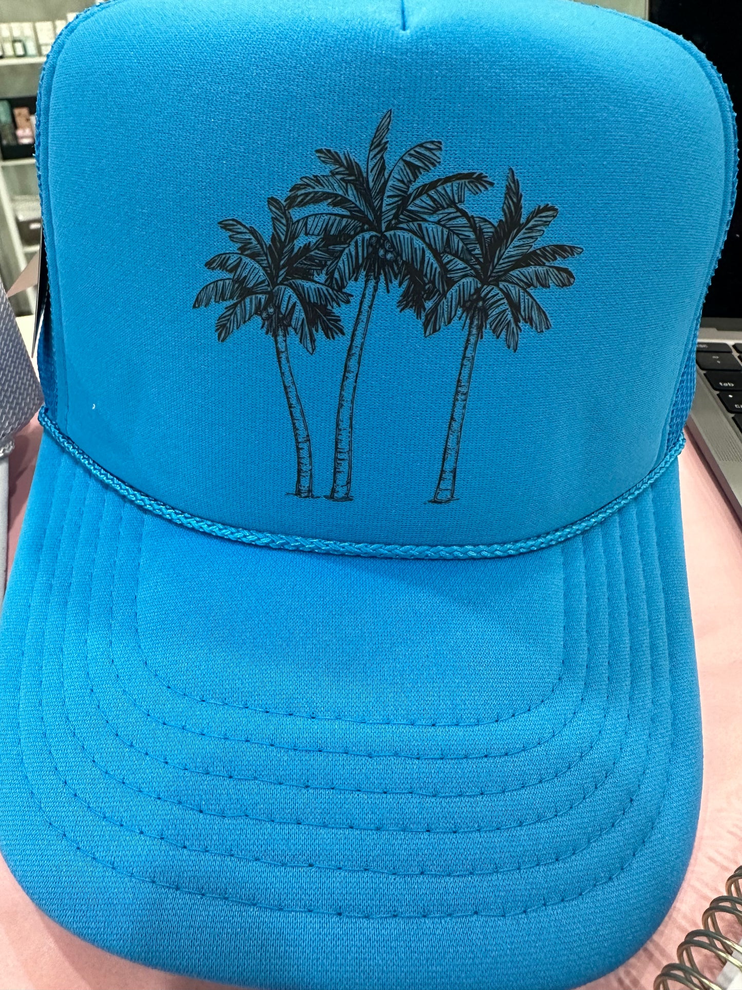 Canvas trucker